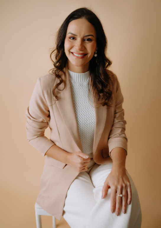 Dra. Marianne Costa – Foto 4 do carrossel da seção “Quem Sou Eu?”