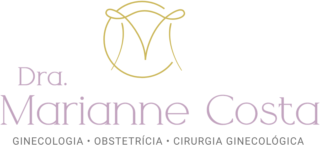 Logotipo da Dra. Marianne Costa no rodapé do site.