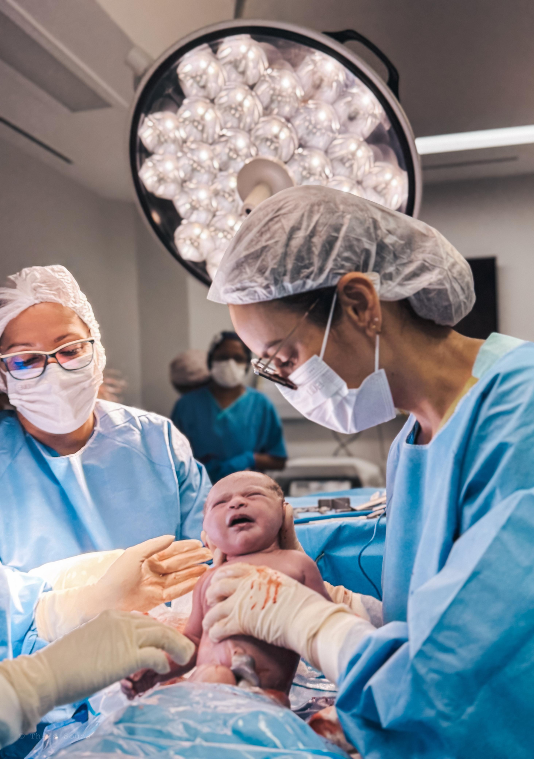 Foto 3 do carrossel vertical da página de Pré-natal e Parto da Dra. Marianne Costa.