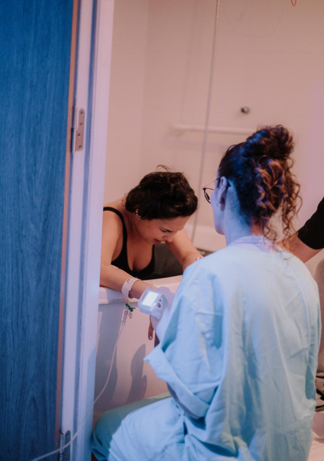 Foto 6 do carrossel vertical da página de Pré-natal e Parto da Dra. Marianne Costa.